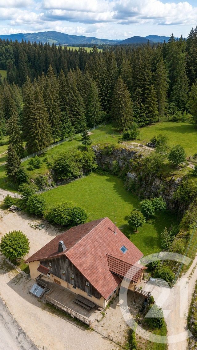 maison à vendre - 10 pièces - 297.0 m2 - LES FOURGS - 25 - FRANCHE-COMTE - Century 21 Avenir Immobilier