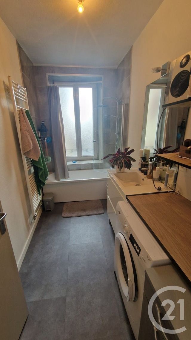 Appartement F3 à louer - 3 pièces - 66.53 m2 - PONTARLIER - 25 - FRANCHE-COMTE - Century 21 Avenir Immobilier