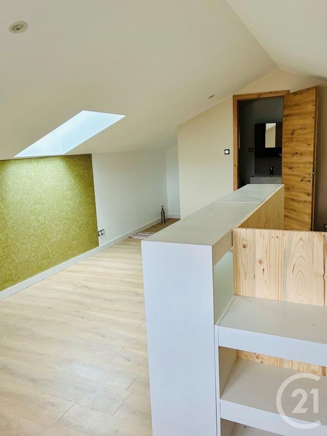 Appartement Duplex à louer - 4 pièces - 75.73 m2 - PONTARLIER - 25 - FRANCHE-COMTE - Century 21 Avenir Immobilier