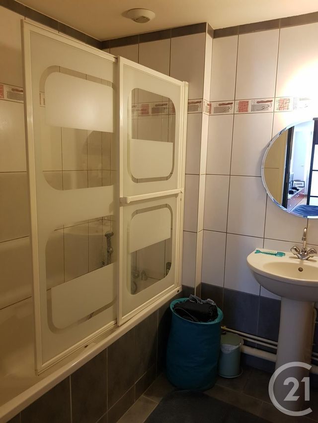 Appartement F2 à louer - 2 pièces - 75.0 m2 - PONTARLIER - 25 - FRANCHE-COMTE - Century 21 Avenir Immobilier