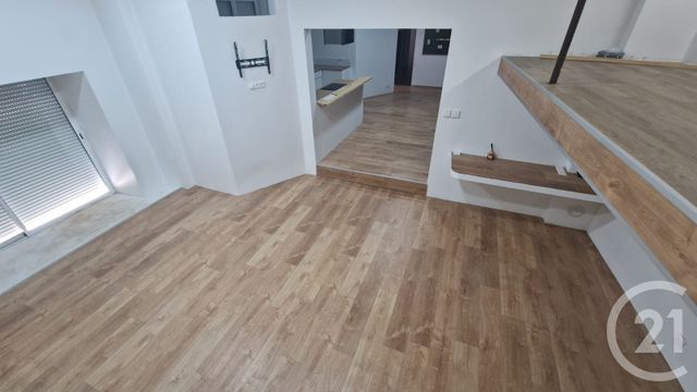 Appartement F3 bis à louer - 4 pièces - 123.0 m2 - SOMBACOUR - 25 - FRANCHE-COMTE - Century 21 Avenir Immobilier