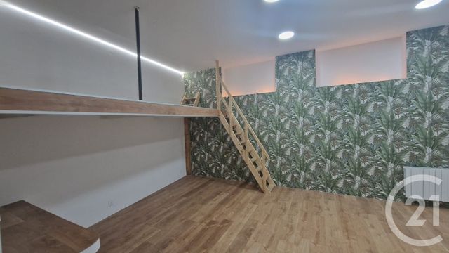 Appartement F3 bis à louer - 4 pièces - 123.0 m2 - SOMBACOUR - 25 - FRANCHE-COMTE - Century 21 Avenir Immobilier