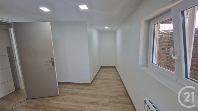 Appartement F3 bis à louer - 4 pièces - 123.0 m2 - SOMBACOUR - 25 - FRANCHE-COMTE - Century 21 Avenir Immobilier