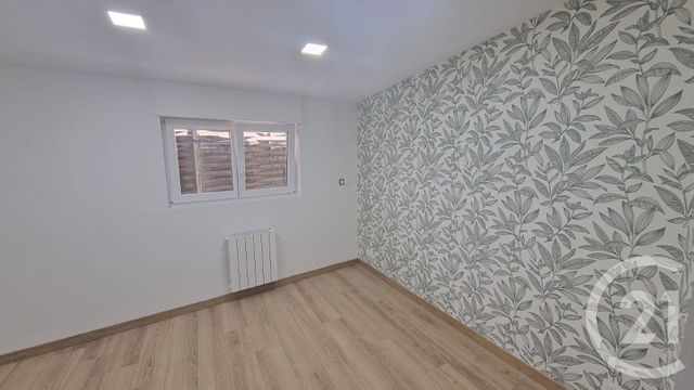 Appartement F3 bis à louer - 4 pièces - 123.0 m2 - SOMBACOUR - 25 - FRANCHE-COMTE - Century 21 Avenir Immobilier