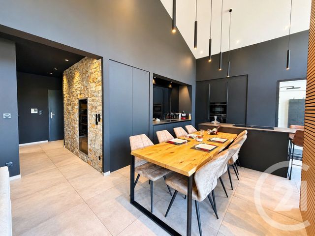 Appartement F3 bis à vendre - 5 pièces - 84.17 m2 - DOUBS - 25 - FRANCHE-COMTE - Century 21 Avenir Immobilier