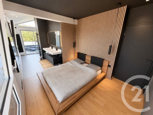 Appartement F3 bis à vendre - 5 pièces - 84.17 m2 - DOUBS - 25 - FRANCHE-COMTE - Century 21 Avenir Immobilier