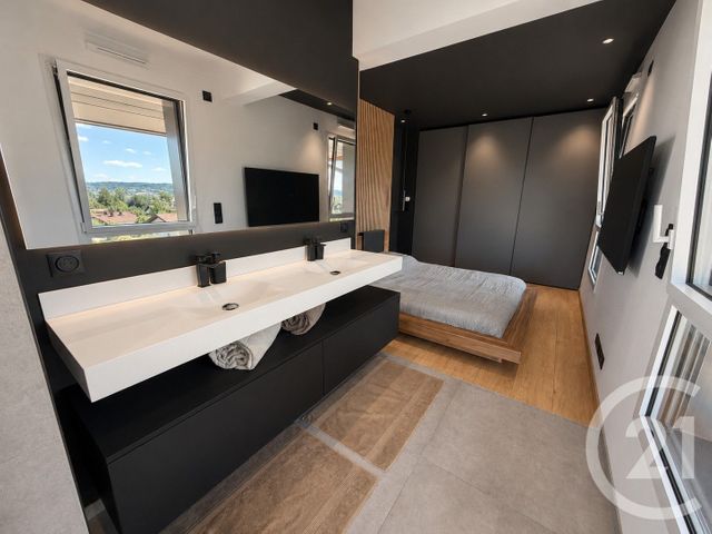 Appartement F3 bis à vendre - 5 pièces - 84.17 m2 - DOUBS - 25 - FRANCHE-COMTE - Century 21 Avenir Immobilier