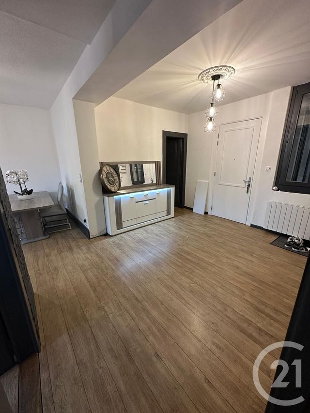 Appartement F3 à louer - 3 pièces - 68.08 m2 - PONTARLIER - 25 - FRANCHE-COMTE - Century 21 Avenir Immobilier