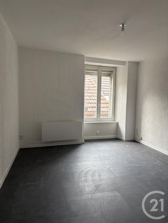 Appartement Studio à louer - 1 pièce - 20.0 m2 - PONTARLIER - 25 - FRANCHE-COMTE - Century 21 Avenir Immobilier