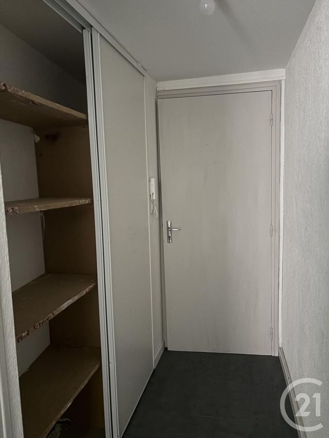 Appartement Studio à louer - 1 pièce - 20.0 m2 - PONTARLIER - 25 - FRANCHE-COMTE - Century 21 Avenir Immobilier