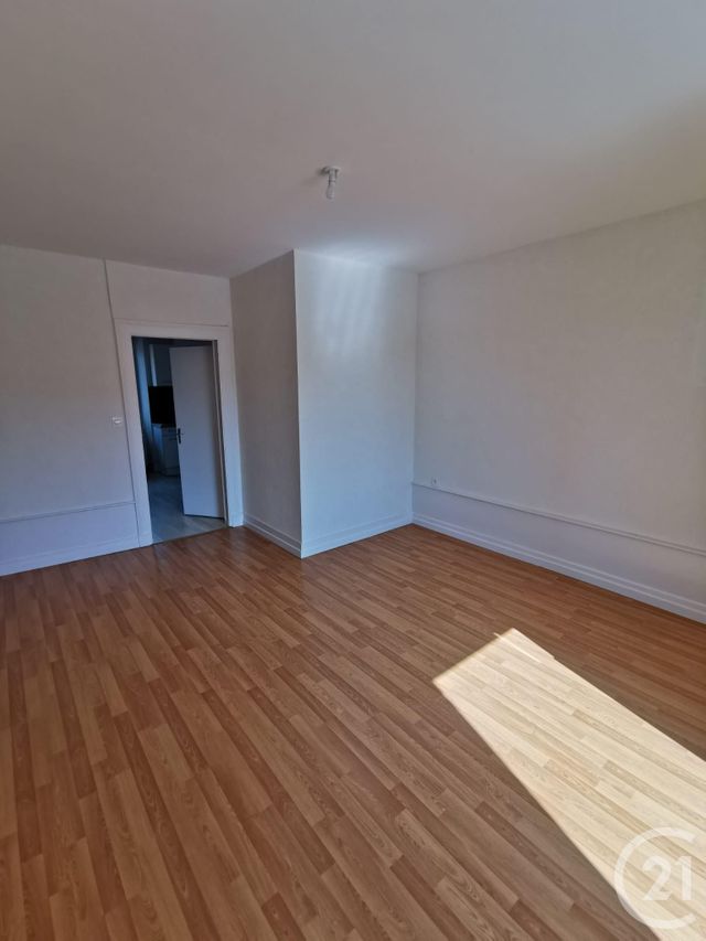 Appartement F1 à louer - 2 pièces - 37.0 m2 - PONTARLIER - 25 - FRANCHE-COMTE - Century 21 Avenir Immobilier