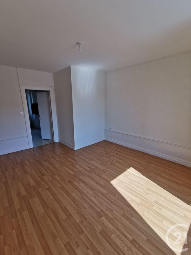 Appartement F1 à louer - 2 pièces - 37.0 m2 - PONTARLIER - 25 - FRANCHE-COMTE - Century 21 Avenir Immobilier