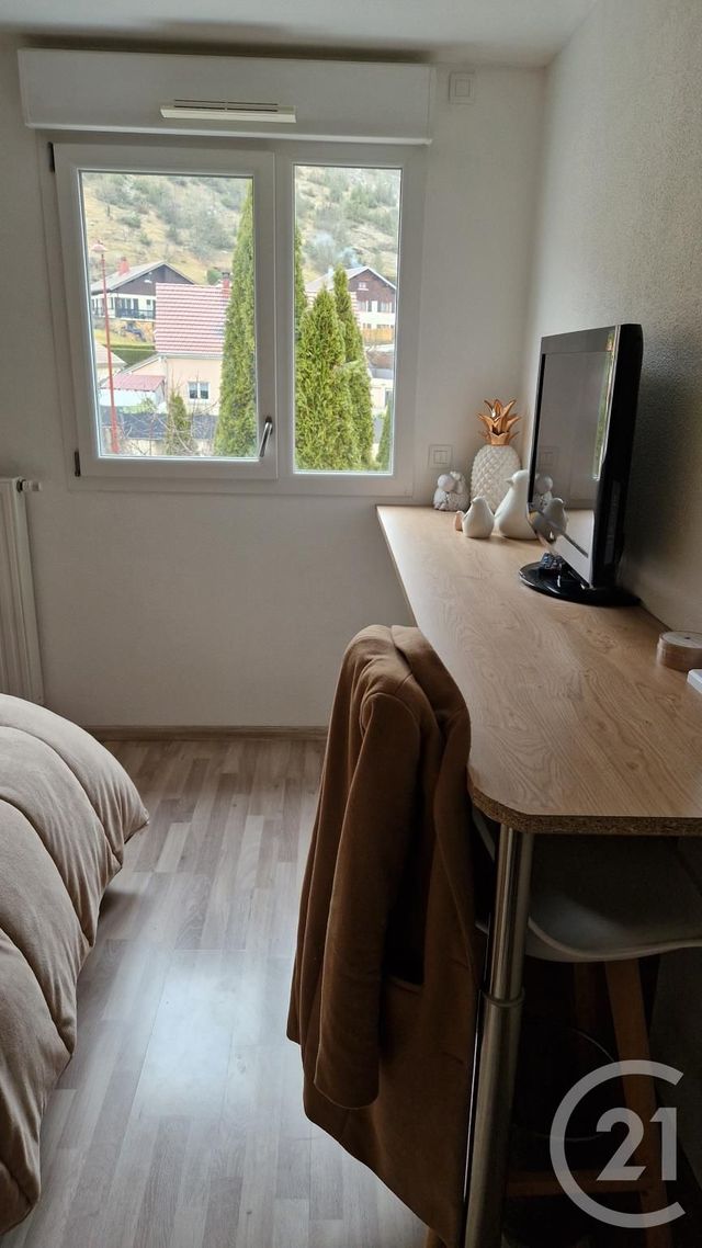Appartement F3 à louer - 3 pièces - 64.23 m2 - LA CLUSE ET MIJOUX - 25 - FRANCHE-COMTE - Century 21 Avenir Immobilier