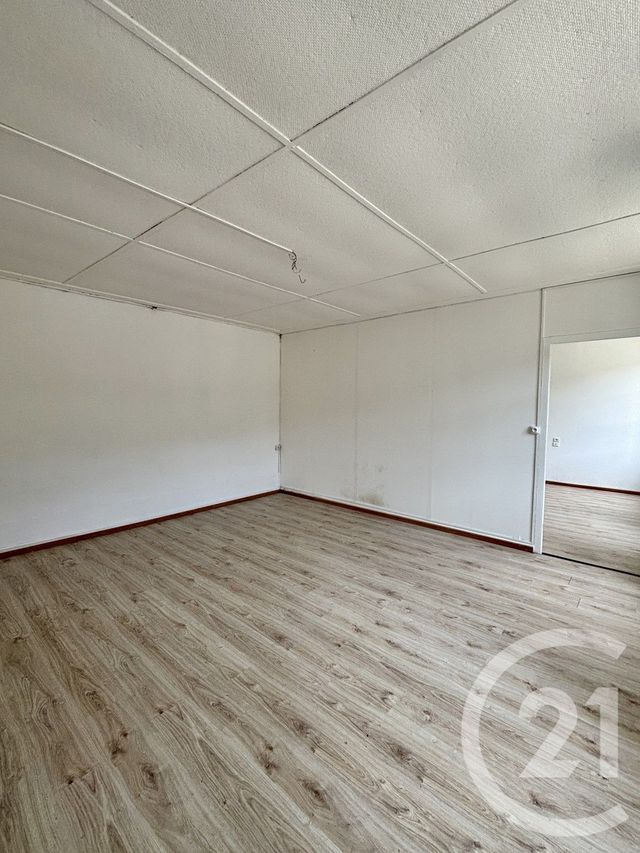 Appartement T4 à vendre - 5 pièces - 110.0 m2 - VERRIERES DE JOUX - 25 - FRANCHE-COMTE - Century 21 Avenir Immobilier