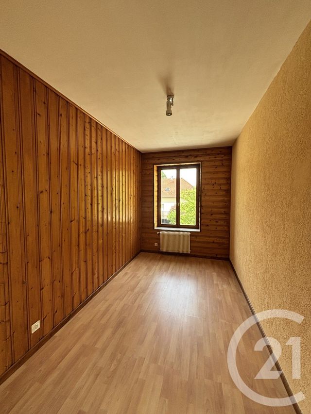 Appartement T3 à vendre - 3 pièces - 56.55 m2 - VERRIERES DE JOUX - 25 - FRANCHE-COMTE - Century 21 Avenir Immobilier