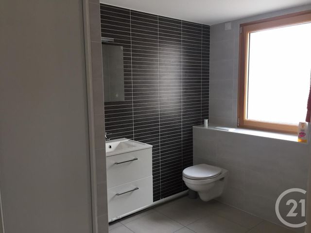 Appartement Studio à louer - 1 pièce - 30.0 m2 - PONTARLIER - 25 - FRANCHE-COMTE - Century 21 Avenir Immobilier
