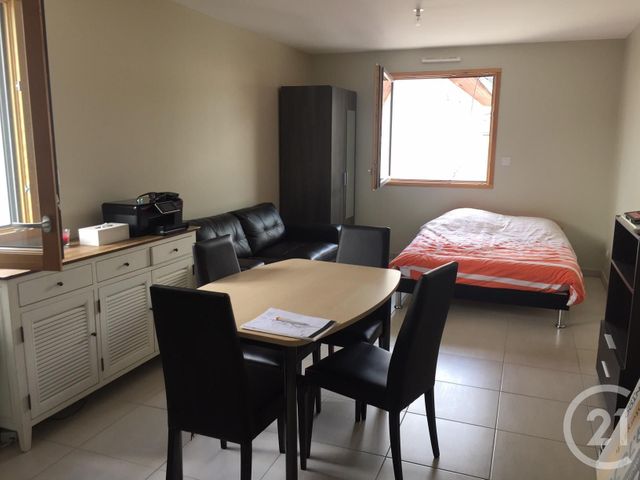 Appartement Studio à louer - 1 pièce - 30.0 m2 - PONTARLIER - 25 - FRANCHE-COMTE - Century 21 Avenir Immobilier