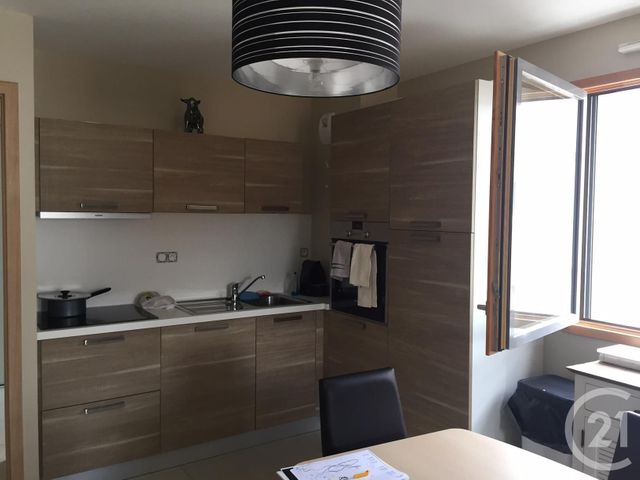 Appartement Studio à louer - 1 pièce - 30.0 m2 - PONTARLIER - 25 - FRANCHE-COMTE - Century 21 Avenir Immobilier