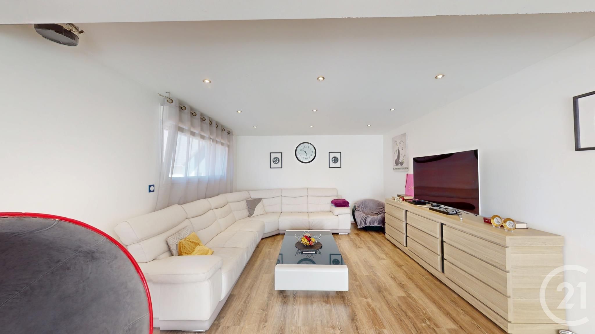 maison à vendre - 5 pièces - 145.0 m2 - DOUBS - 25 - FRANCHE-COMTE - Century 21 Avenir Immobilier — 6