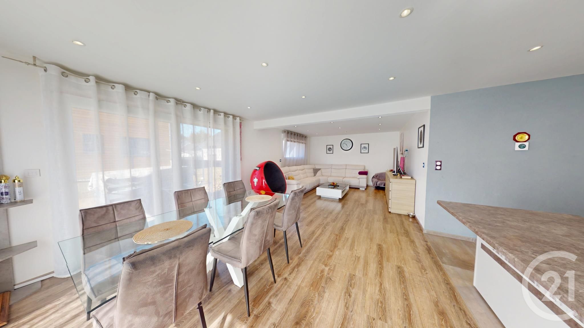 maison à vendre - 5 pièces - 145.0 m2 - DOUBS - 25 - FRANCHE-COMTE - Century 21 Avenir Immobilier — 5