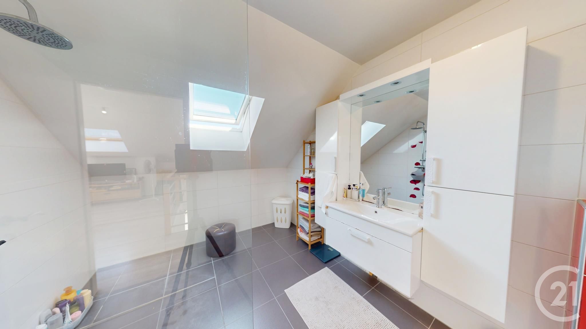 maison à vendre - 5 pièces - 145.0 m2 - DOUBS - 25 - FRANCHE-COMTE - Century 21 Avenir Immobilier — 17