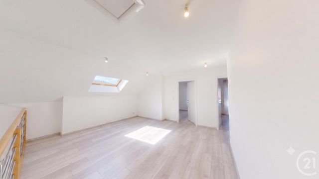 maison à vendre - 5 pièces - 145.0 m2 - DOUBS - 25 - FRANCHE-COMTE - Century 21 Avenir Immobilier