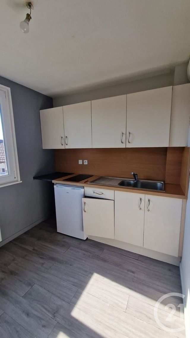Appartement F1 à louer - 1 pièce - 31.82 m2 - PONTARLIER - 25 - FRANCHE-COMTE - Century 21 Avenir Immobilier