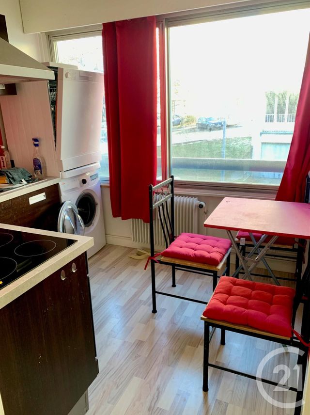 Appartement F2 à louer - 2 pièces - 41.94 m2 - PONTARLIER - 25 - FRANCHE-COMTE - Century 21 Avenir Immobilier