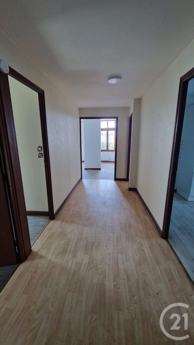Appartement F4 à louer - 5 pièces - 85.0 m2 - PONTARLIER - 25 - FRANCHE-COMTE - Century 21 Avenir Immobilier