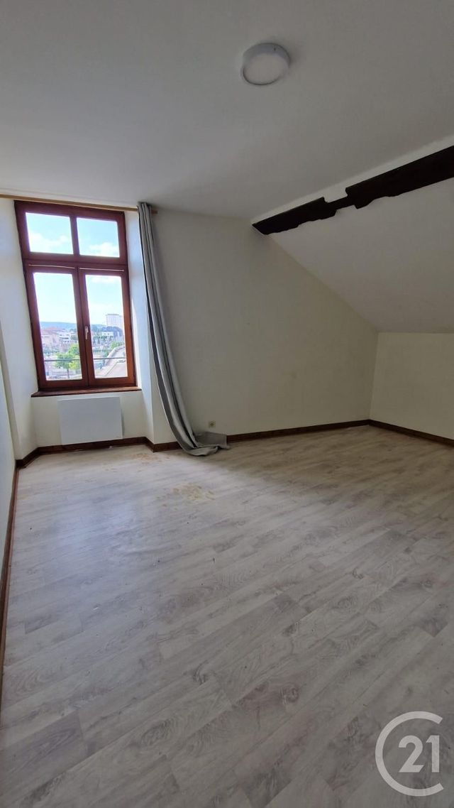 Appartement F4 à louer - 5 pièces - 85.0 m2 - PONTARLIER - 25 - FRANCHE-COMTE - Century 21 Avenir Immobilier