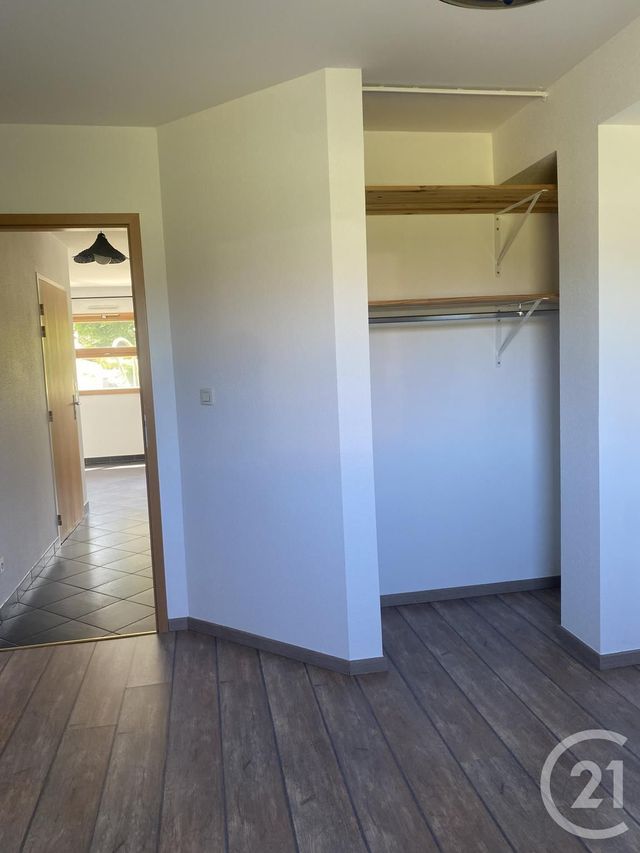 Appartement F2 à louer - 2 pièces - 41.0 m2 - VUILLECIN - 25 - FRANCHE-COMTE - Century 21 Avenir Immobilier