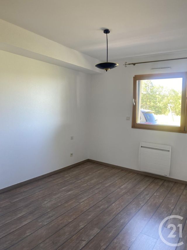 Appartement F2 à louer - 2 pièces - 41.0 m2 - VUILLECIN - 25 - FRANCHE-COMTE - Century 21 Avenir Immobilier