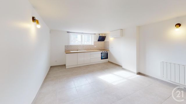 Appartement F2 à louer - 2 pièces - 41.8 m2 - PONTARLIER - 25 - FRANCHE-COMTE - Century 21 Avenir Immobilier