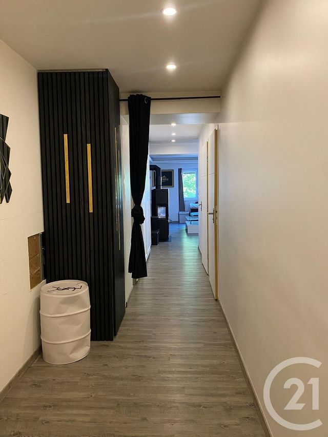 Appartement Duplex à louer - 4 pièces - 105.0 m2 - PONTARLIER - 25 - FRANCHE-COMTE - Century 21 Avenir Immobilier