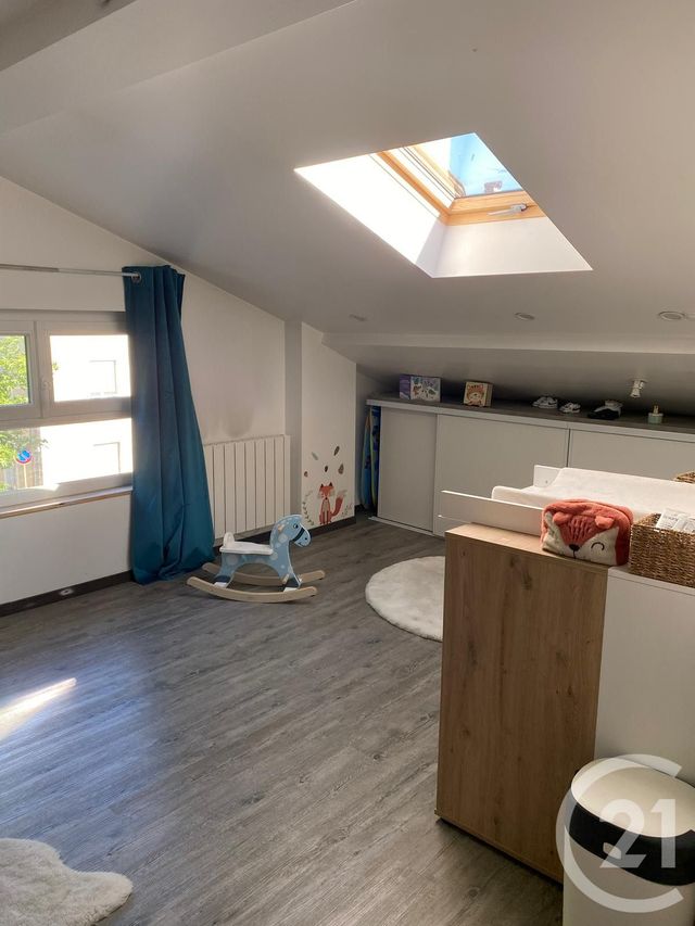 Appartement Duplex à louer - 4 pièces - 105.0 m2 - PONTARLIER - 25 - FRANCHE-COMTE - Century 21 Avenir Immobilier