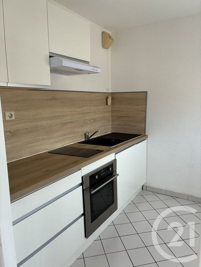 Appartement T1 à louer - 1 pièce - 29.5 m2 - PONTARLIER - 25 - FRANCHE-COMTE - Century 21 Avenir Immobilier
