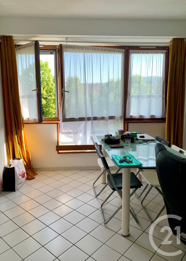 Appartement T1 à louer - 1 pièce - 29.5 m2 - PONTARLIER - 25 - FRANCHE-COMTE - Century 21 Avenir Immobilier