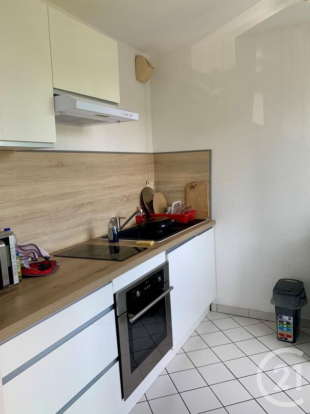 Appartement T1 à louer - 1 pièce - 29.5 m2 - PONTARLIER - 25 - FRANCHE-COMTE - Century 21 Avenir Immobilier