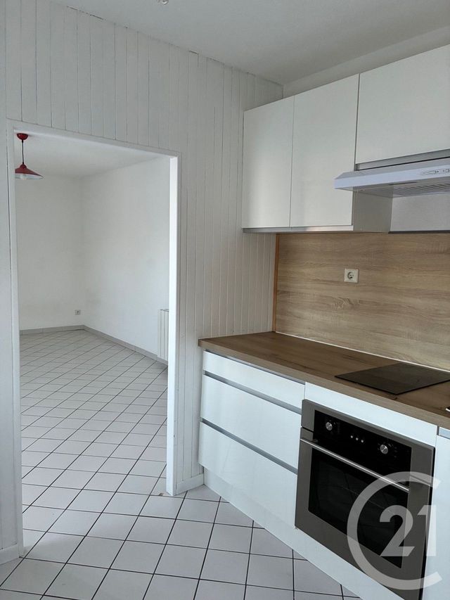 Appartement T1 à louer - 1 pièce - 29.5 m2 - PONTARLIER - 25 - FRANCHE-COMTE - Century 21 Avenir Immobilier