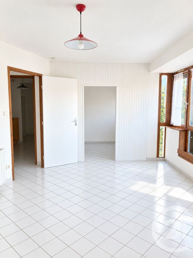 Appartement T1 à louer - 1 pièce - 29.5 m2 - PONTARLIER - 25 - FRANCHE-COMTE - Century 21 Avenir Immobilier