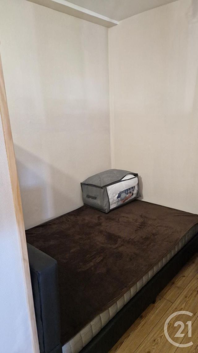 Appartement T1 à louer - 1 pièce - 20.77 m2 - BIANS LES USIERS - 25 - FRANCHE-COMTE - Century 21 Avenir Immobilier