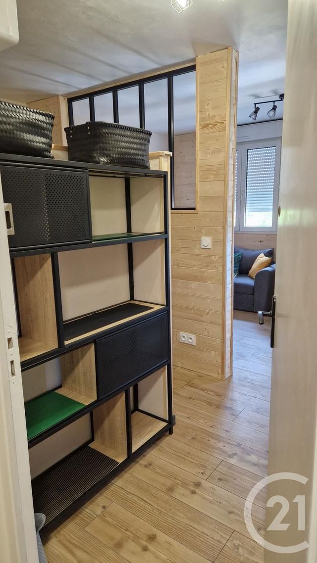 Appartement T1 à louer - 1 pièce - 20.77 m2 - BIANS LES USIERS - 25 - FRANCHE-COMTE - Century 21 Avenir Immobilier