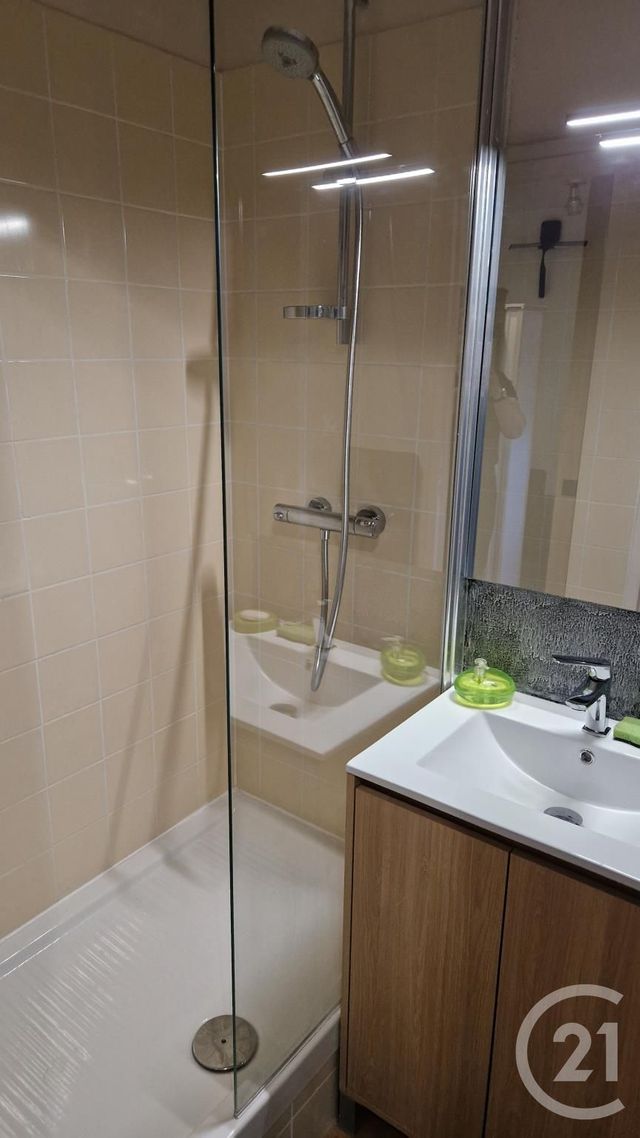 Appartement T1 à louer - 1 pièce - 20.77 m2 - BIANS LES USIERS - 25 - FRANCHE-COMTE - Century 21 Avenir Immobilier