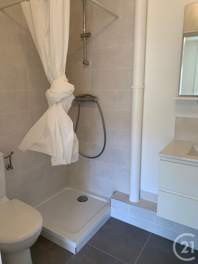 Appartement Studio à louer - 1 pièce - 15.0 m2 - PONTARLIER - 25 - FRANCHE-COMTE - Century 21 Avenir Immobilier