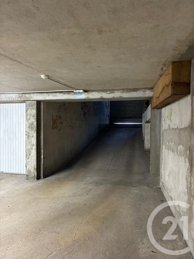 parking à louer - 18.0 m2 - PONTARLIER - 25 - FRANCHE-COMTE - Century 21 Avenir Immobilier