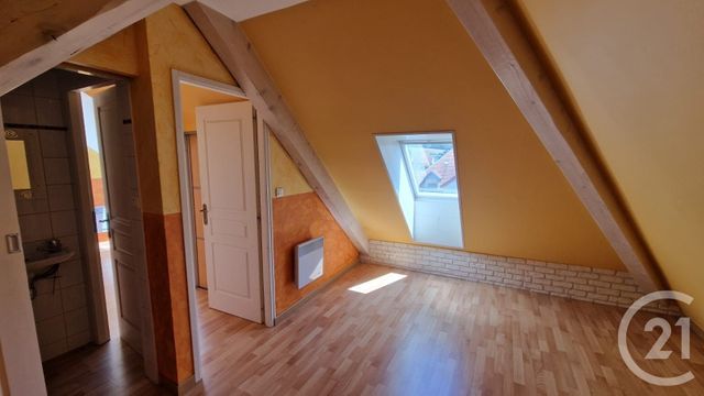 Appartement Duplex à louer - 3 pièces - 80.8 m2 - PONTARLIER - 25 - FRANCHE-COMTE - Century 21 Avenir Immobilier
