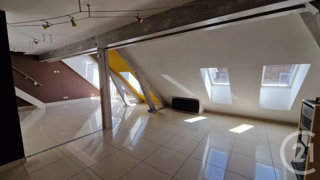 Appartement Duplex à louer - 3 pièces - 80.8 m2 - PONTARLIER - 25 - FRANCHE-COMTE - Century 21 Avenir Immobilier