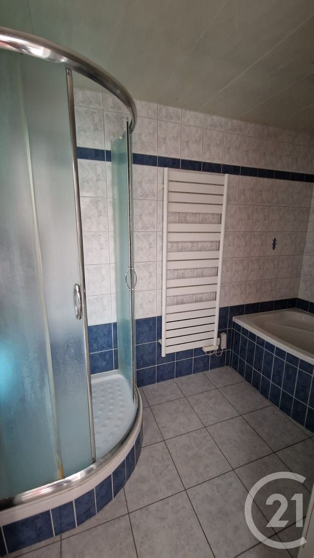 Appartement Duplex à louer - 3 pièces - 80.8 m2 - PONTARLIER - 25 - FRANCHE-COMTE - Century 21 Avenir Immobilier