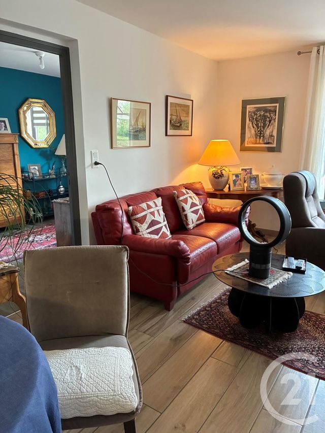 Appartement F3 à louer - 3 pièces - 56.57 m2 - PONTARLIER - 25 - FRANCHE-COMTE - Century 21 Avenir Immobilier