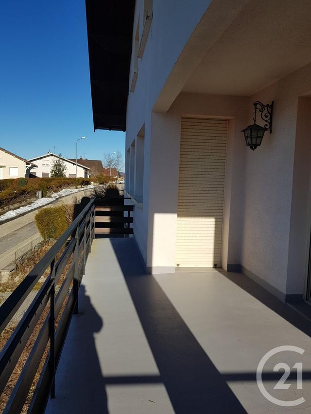 Appartement F4 à louer - 4 pièces - 100.0 m2 - PONTARLIER - 25 - FRANCHE-COMTE - Century 21 Avenir Immobilier